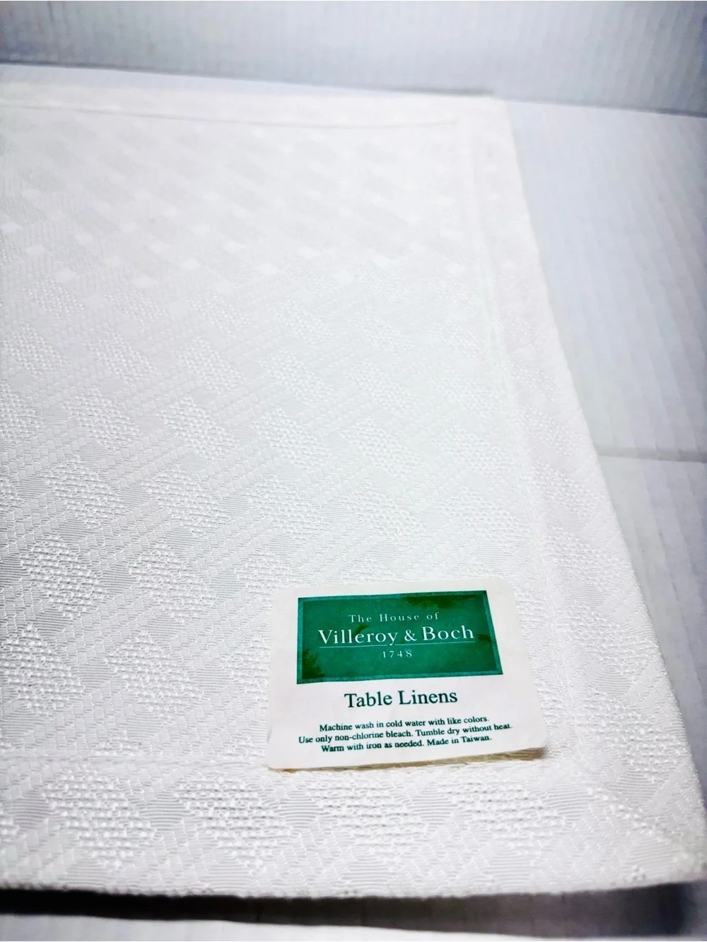 Set of 12 Villeroy & Boch ISABELLE Reversible Place Mats Cream / Ivory Holiday